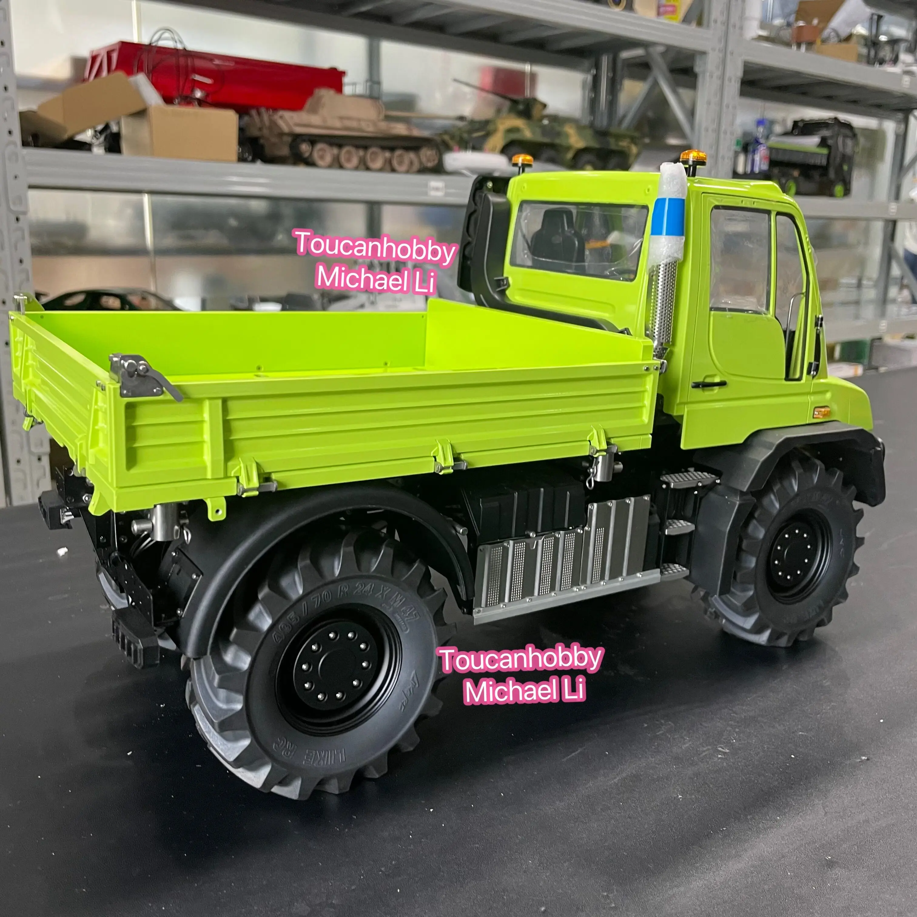 1/14 U535 4X4 RTR Radio Control Rock Crawler Car RC Off-road Vehicles Climbing Finished Sound Light 3-speed Transmission Model