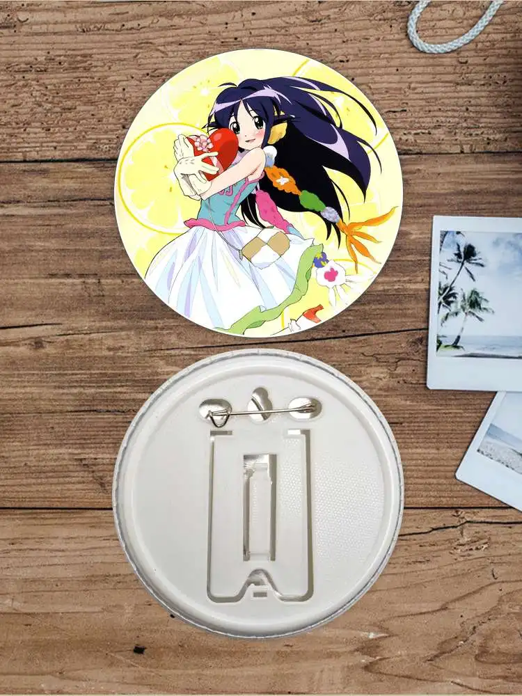 لعبة Mahoromatic Andou Mahoro شارة شخصية أنيمي بروش مرساة الأجهزة الطرفية دبوس CreativeFashion علامة الصدر هدية عيد الميلاد