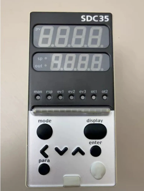 

Новый оригинальный температурный модуль SDC35 C35TR1UA1000