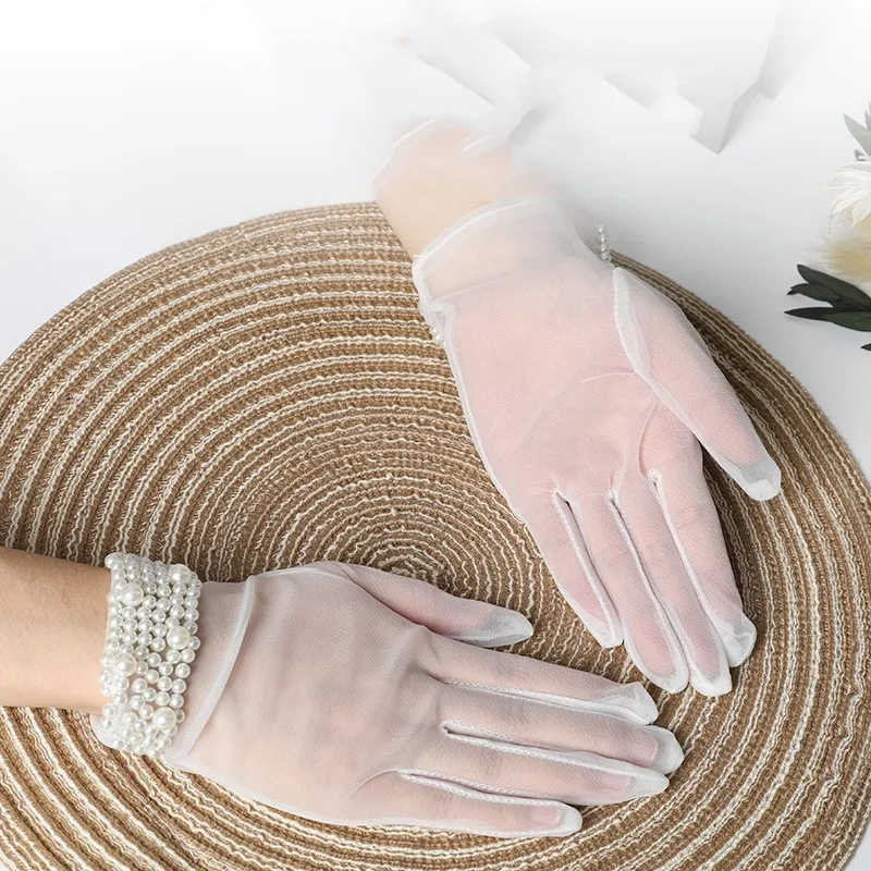 

1pc Short Yarn Cuffs Nailed Beaded Gloves Bridal Bridal Wedding Short Velvet Breathable Dress White Gloves Wedding Accessories