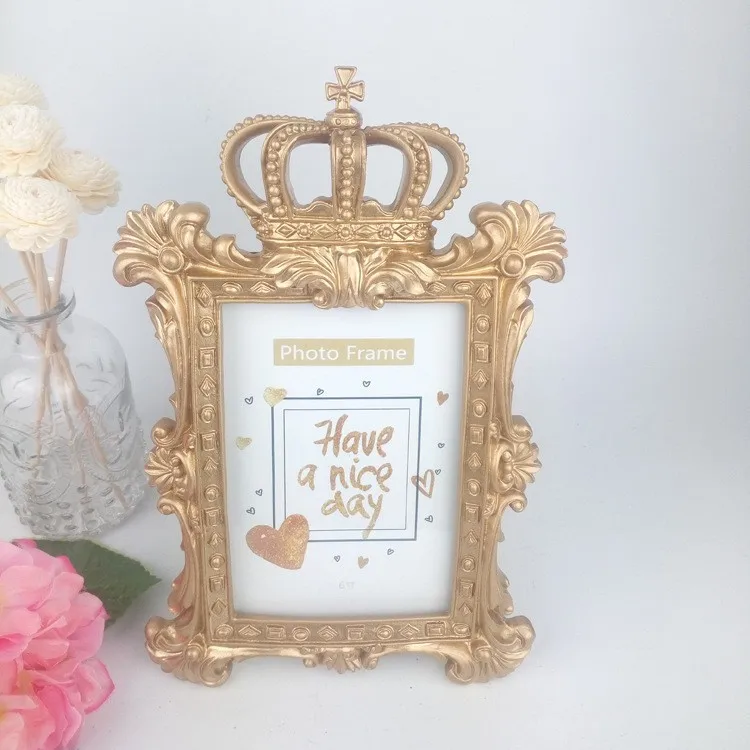 Creative Home Resin Photo Frame, Golden Crown Combination Wall Decoration Photos Frames Crafts