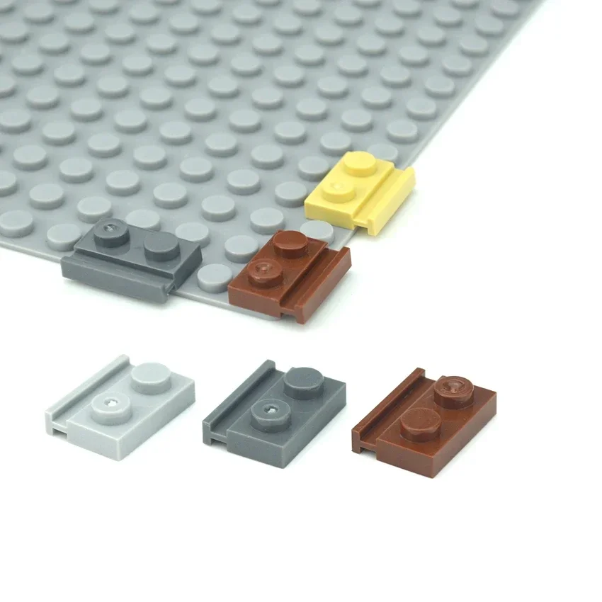 100Pcs Thin Building Blocks Compatible Assembles Particles 32028 Plate Modified 1 x 2 Dot with Door Rail Parts DIY Assemble Toys