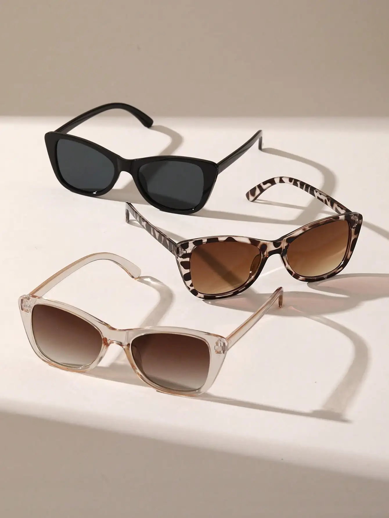 3 PCS Unisex Plastic Cat-eye Shape Fashion Sunglasses For Street Photography And Vacation Trips image 4