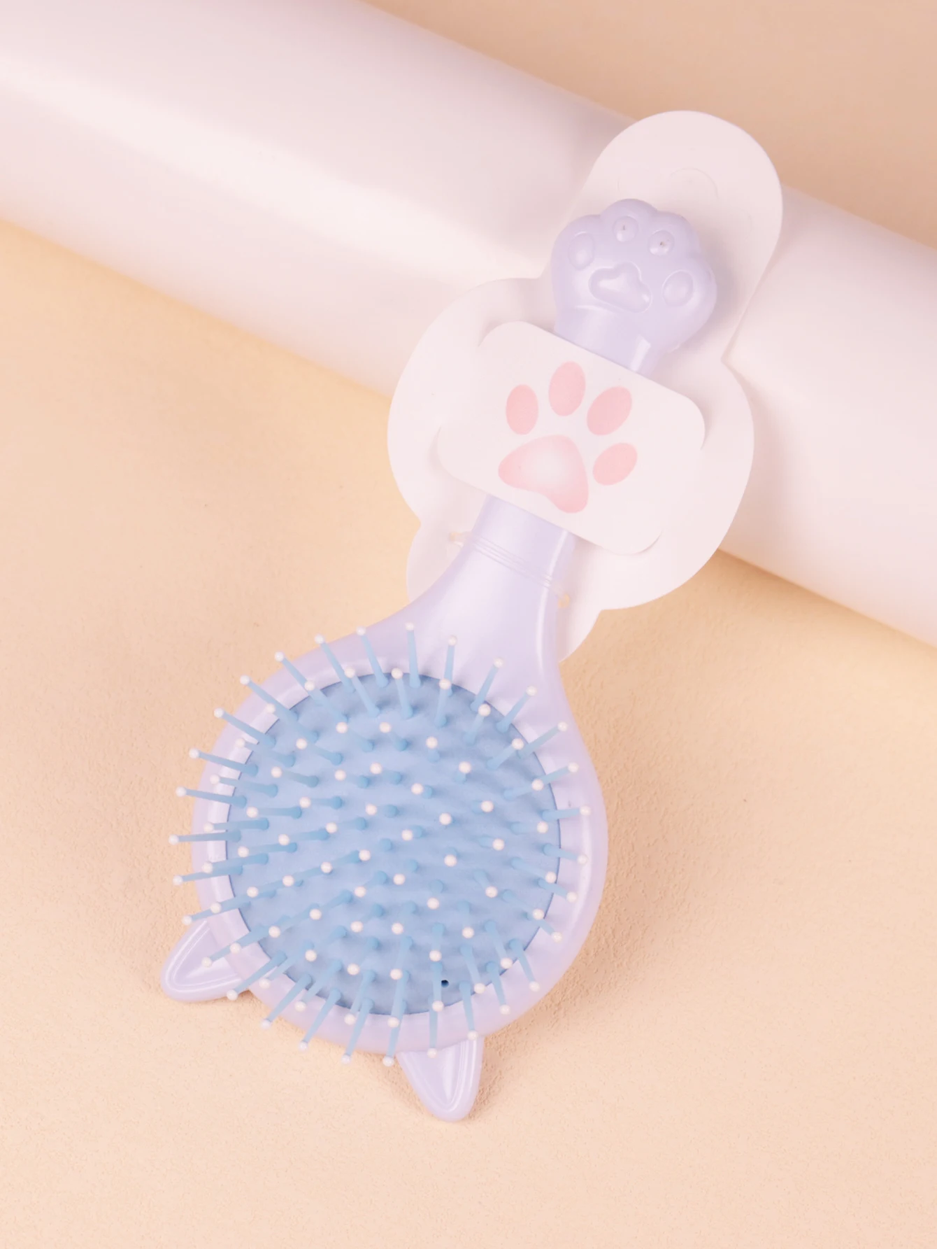 1 portable Kawaii cat shaped anti-static airbag with mirror comb, salon hair styling airbag mirror comb