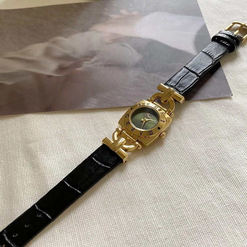 

Retro-Style Design, Understated Luxury, Women'S Watch, Simple Yet Sophisticated, Elegant And Fashionable, An Unusual Timepiece.