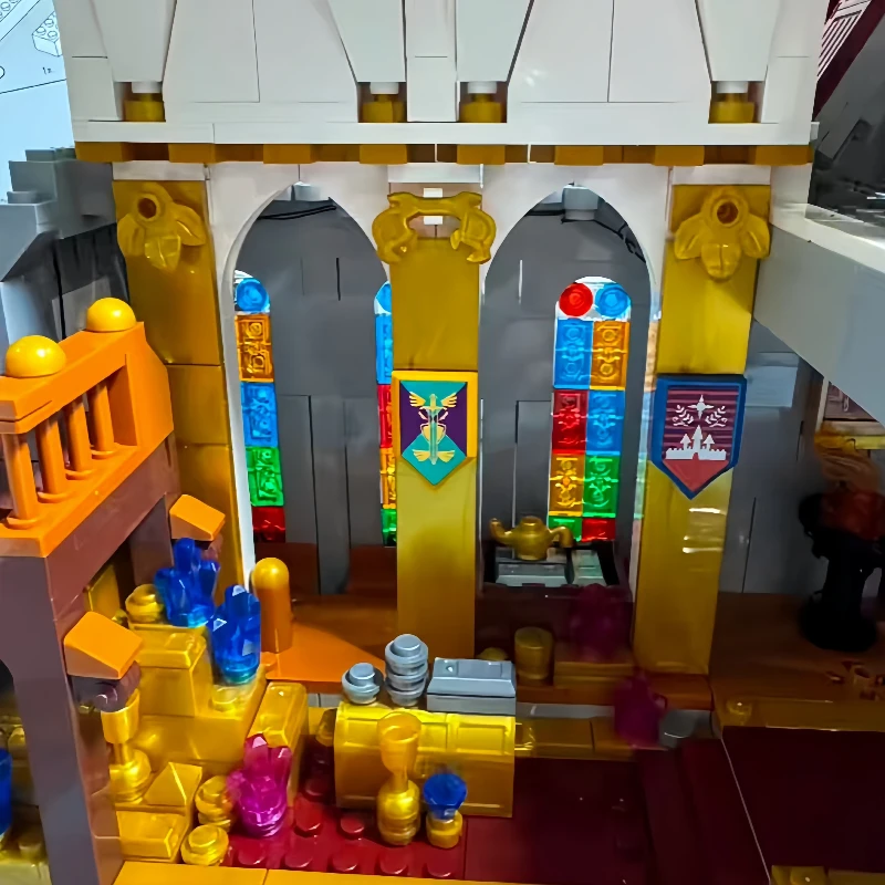 Série medieval montada blocos de construção rei tesouro casa construção brinquedo modelos coleção ornamentos presentes aniversário