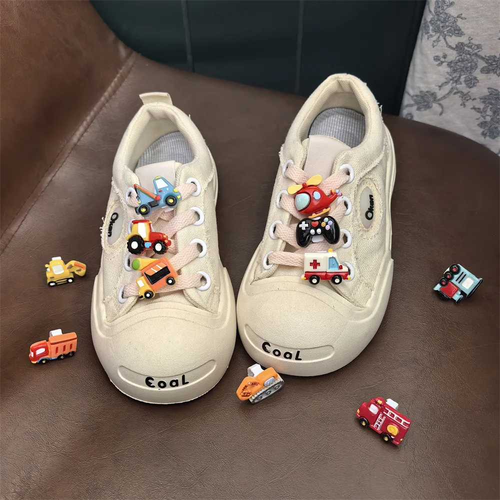 Fashion Boys' and Girls' Car Shoelace Buckle, Cartoon Sports Shoe Decoration, Excavator & Plane Kids' Removable Shoe Accessories