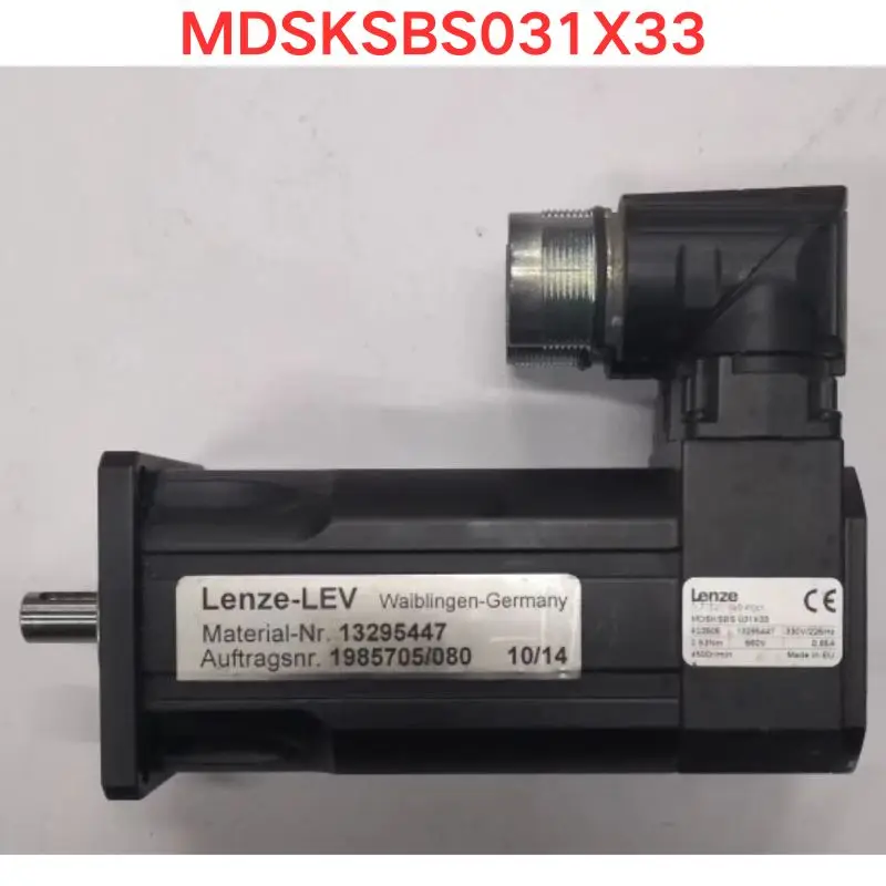 Использованное рабочее испытание серводвигателя Lenze MDSKSBS031X33 OK