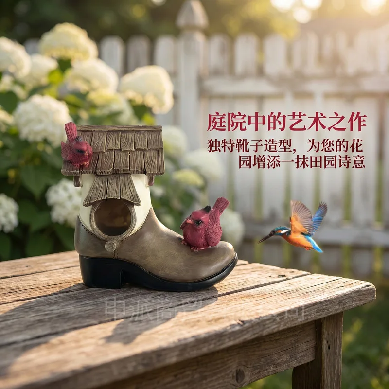 Creative resin ornament in the shape of a boot, resin birdhouse craft, creative ornament for garden decoration, bird nest