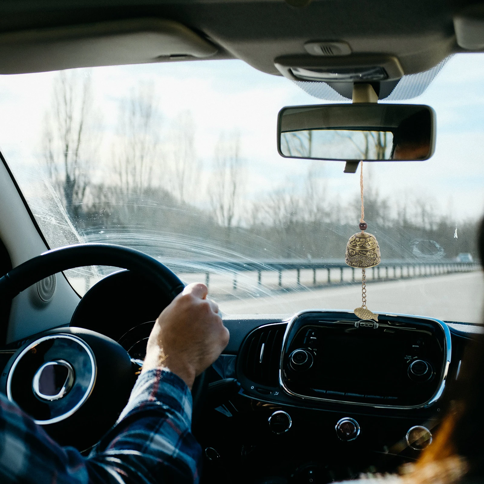 

2pcs Alloy Wind Chime Bell Vintage Chinese Style Hanging Ornament For Home Garden Door Car Outdoor Decoration Pendant