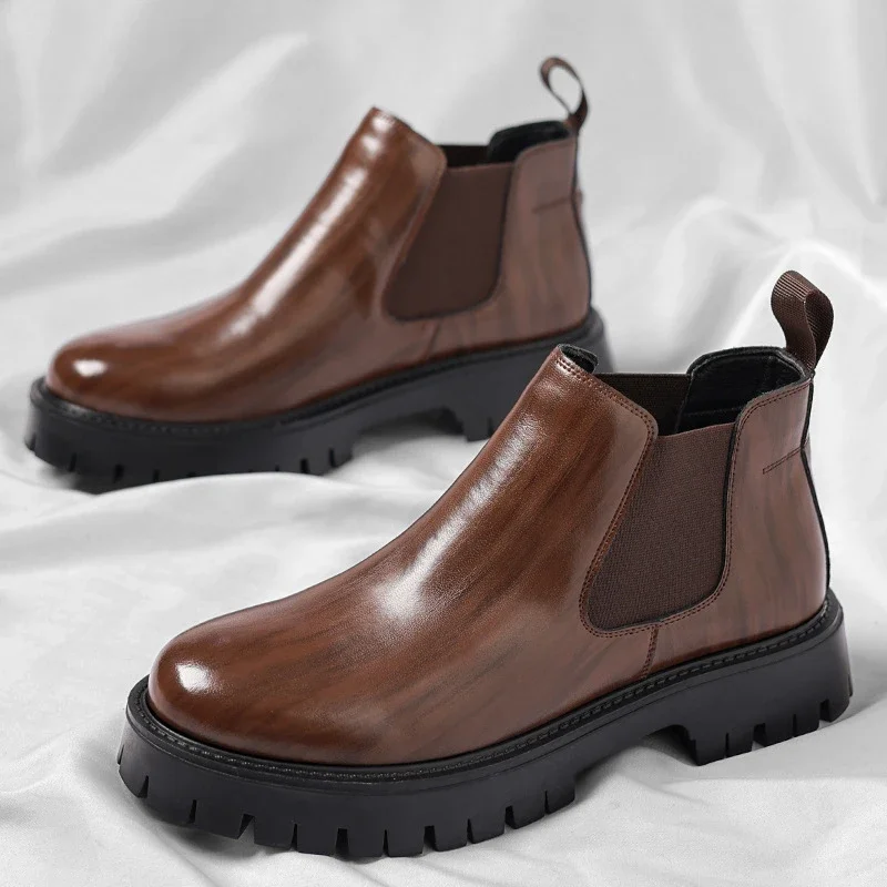 

New Men Classic Retro Chelsea Boots Men Fashion Leather Ankle Boots Men Business British Style Short Boots High-top Casual Shoes
