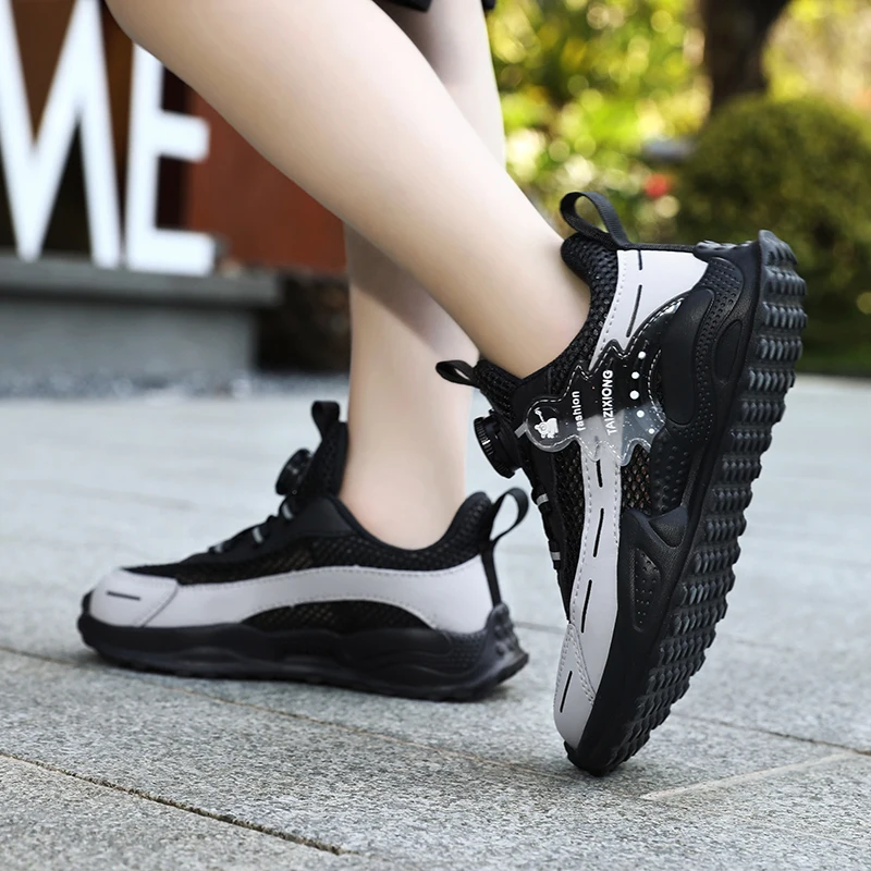 Fashion Mesh Kids Running Shoes Youngsters Teens Casual Walking Students Sneakers Breathable Soft Children Outdoor Sports Tennis