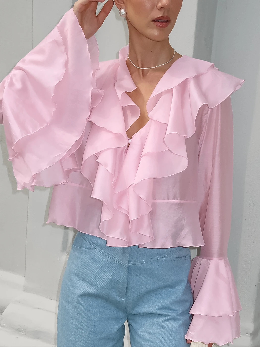 

Tiered Ruffles Elegant Blouse Women Summer Chiffon Flare Sleeve Fashion Loose Sexy Shirts Blouses Lady Casual Tops Streetwear