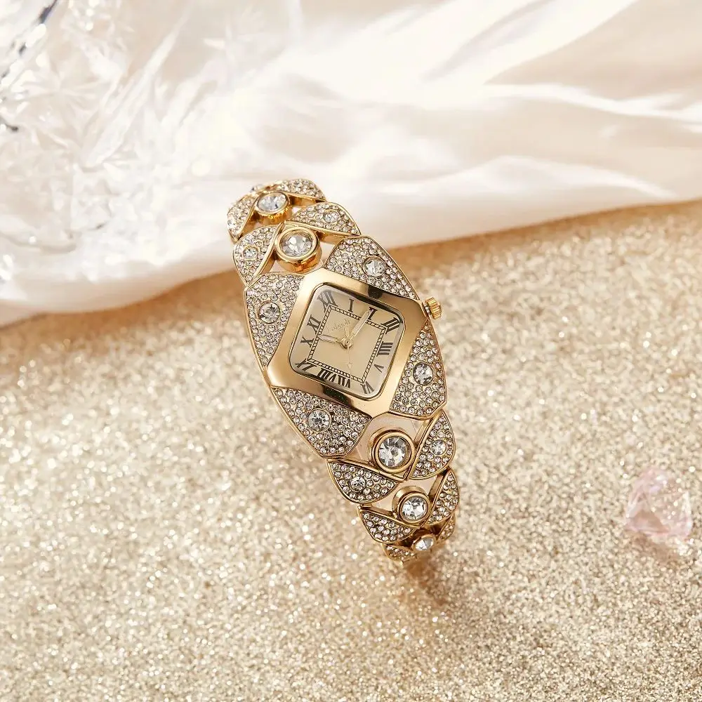 ساعة نسائية عصرية فاخرة مضيئة مرصعة بالألماس سوار مقاوم للماء نمط ساعة كوارتز Reloj часысыыыыыыыыыыыКНК