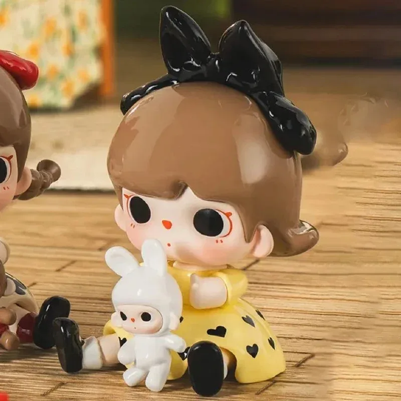 Nowa TUTU BEAR Mini Blind Box Królik Niedźwiedź Lalka Jej Mały Świat Kolekcjonerskie Zabawki