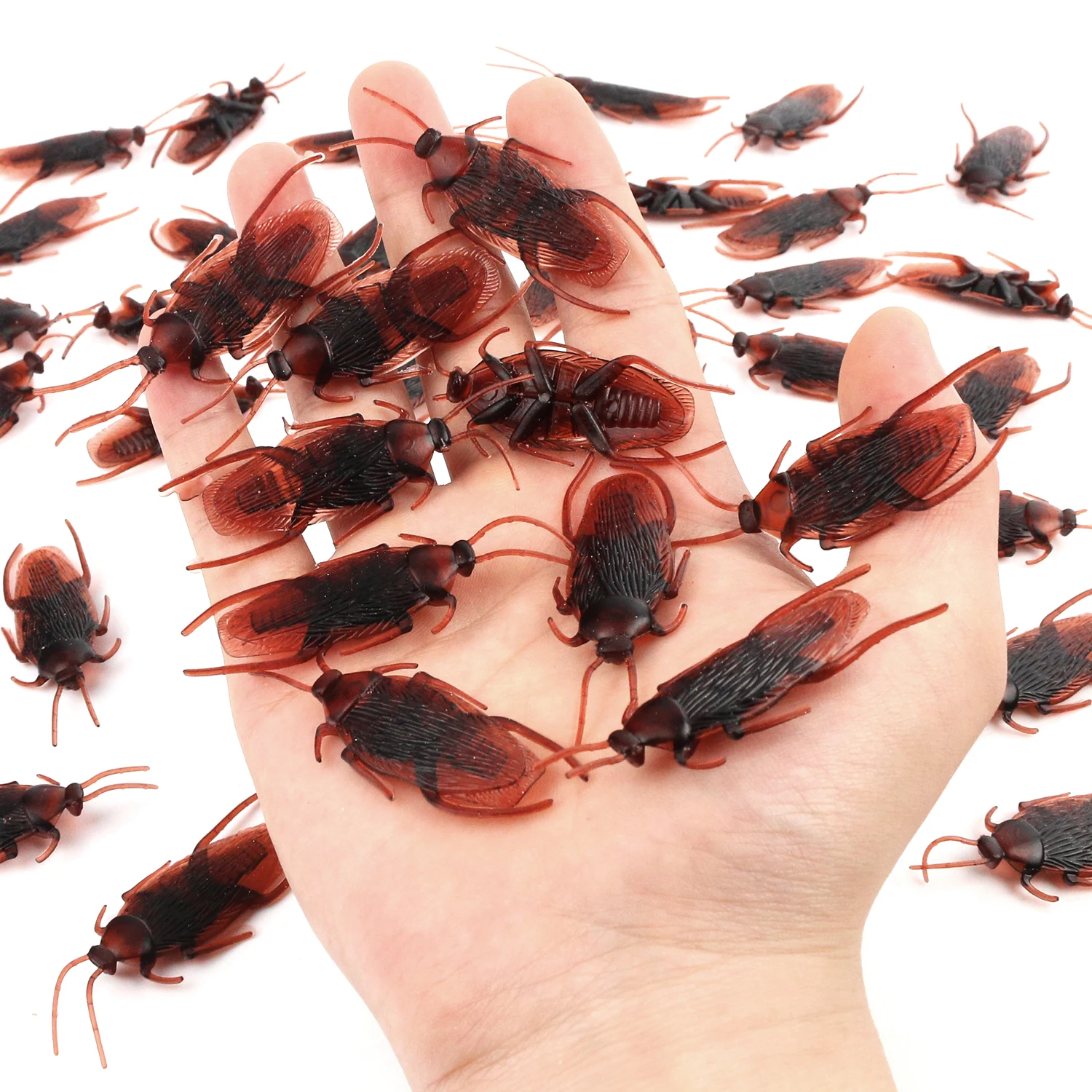 Trick props startle people, prank insects, realistic cockroaches, funny toys, and funny things