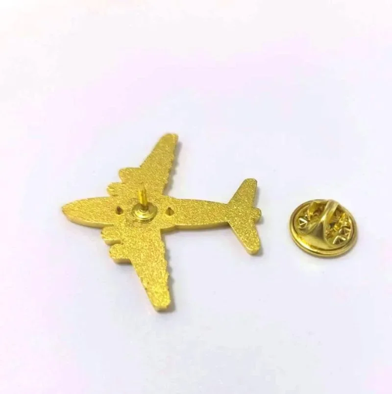 Creative Air Show Aircraft Badge Brooch Pin Souvenir Paint Craft Exquisite Badge Pin