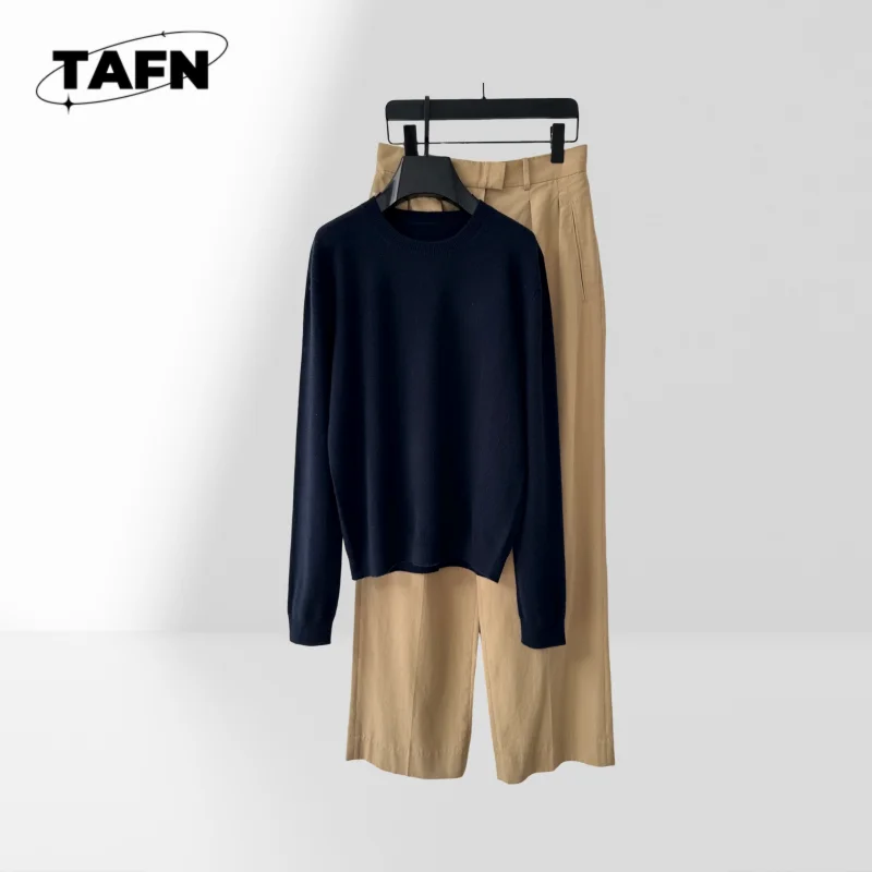 

Шикарный вязаный кардиган оверсайз для женщин, мягкий и удобный на осень и зиму. Удобный и идеально подходит для слоя AI0973.