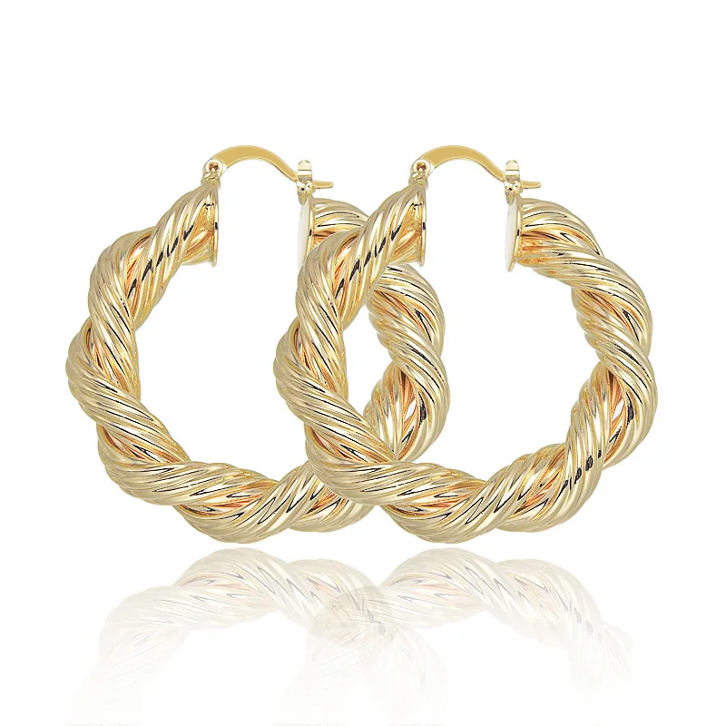 Classic 18K Gold Plated Copper Ci Round Twist Hoop Earrings Simple Women Fashion Jewelry Accessories Wedding Party Gif