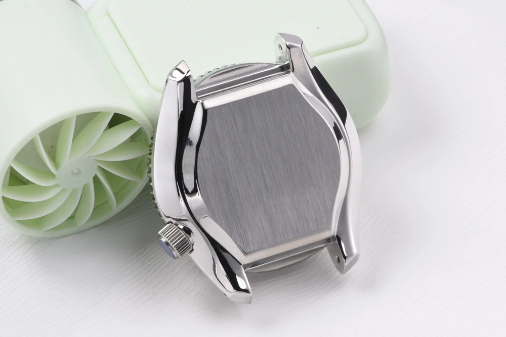 3.8 Uhr Stahl-Uhrengehäuse MM300 Uhrengehäuse Leuchtendes Saphirglas Taucheruhr für NH35/NH36 Automatikwerk Uhrenteile – Detail 5