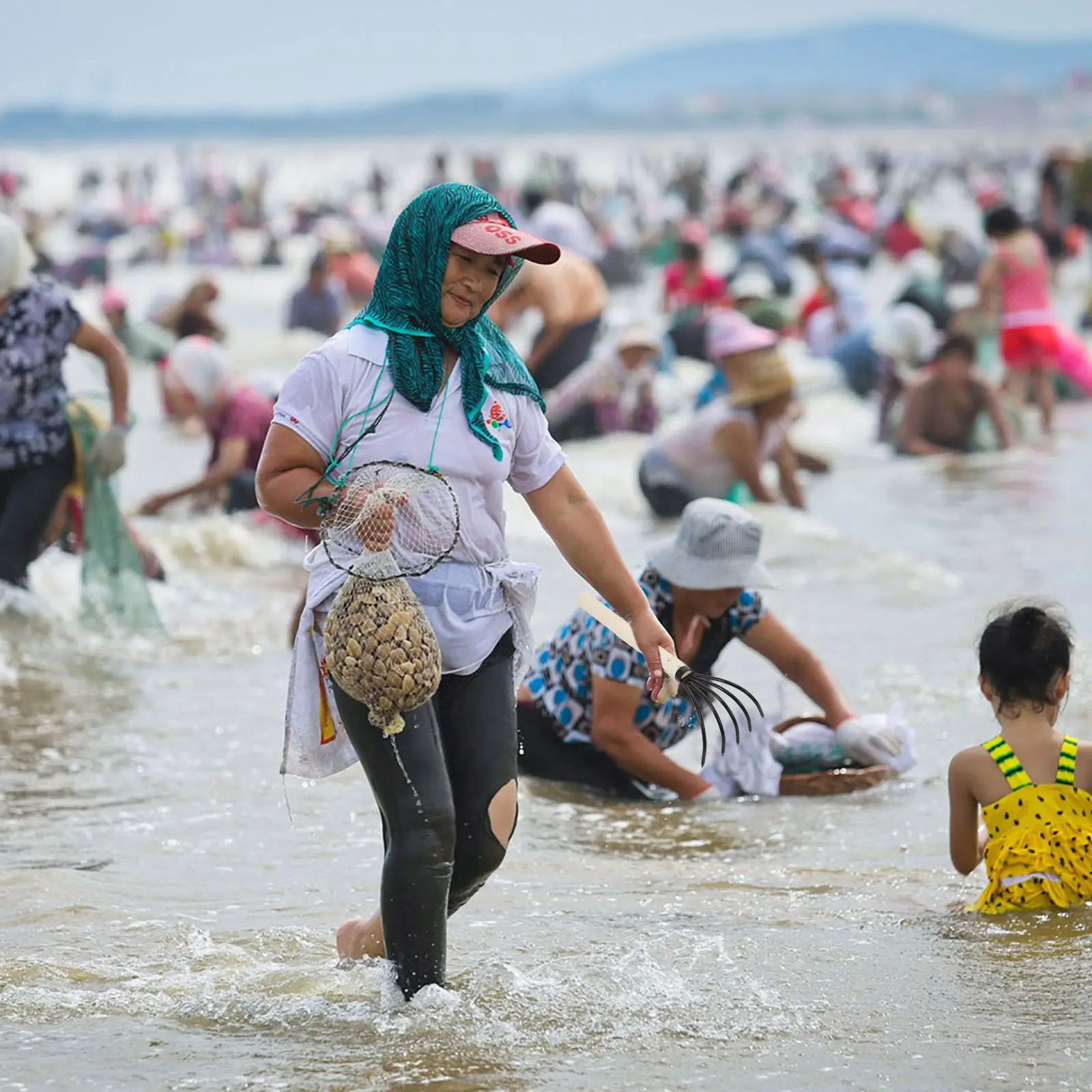 

Набор из 2 профессиональных пляжных граблей для сбора моллюсков, металлические грабли с пятью зубьями, деревянная ручка, легко захватывающие, не скользящие, пляжный инструмент