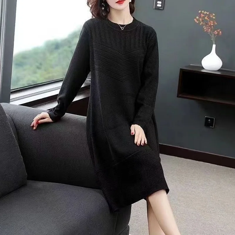 2023 New Autumn and Winter Western Style Round Neck Pit Stripe Solid Color Medium Length Underlay Knitted Sweater Dress