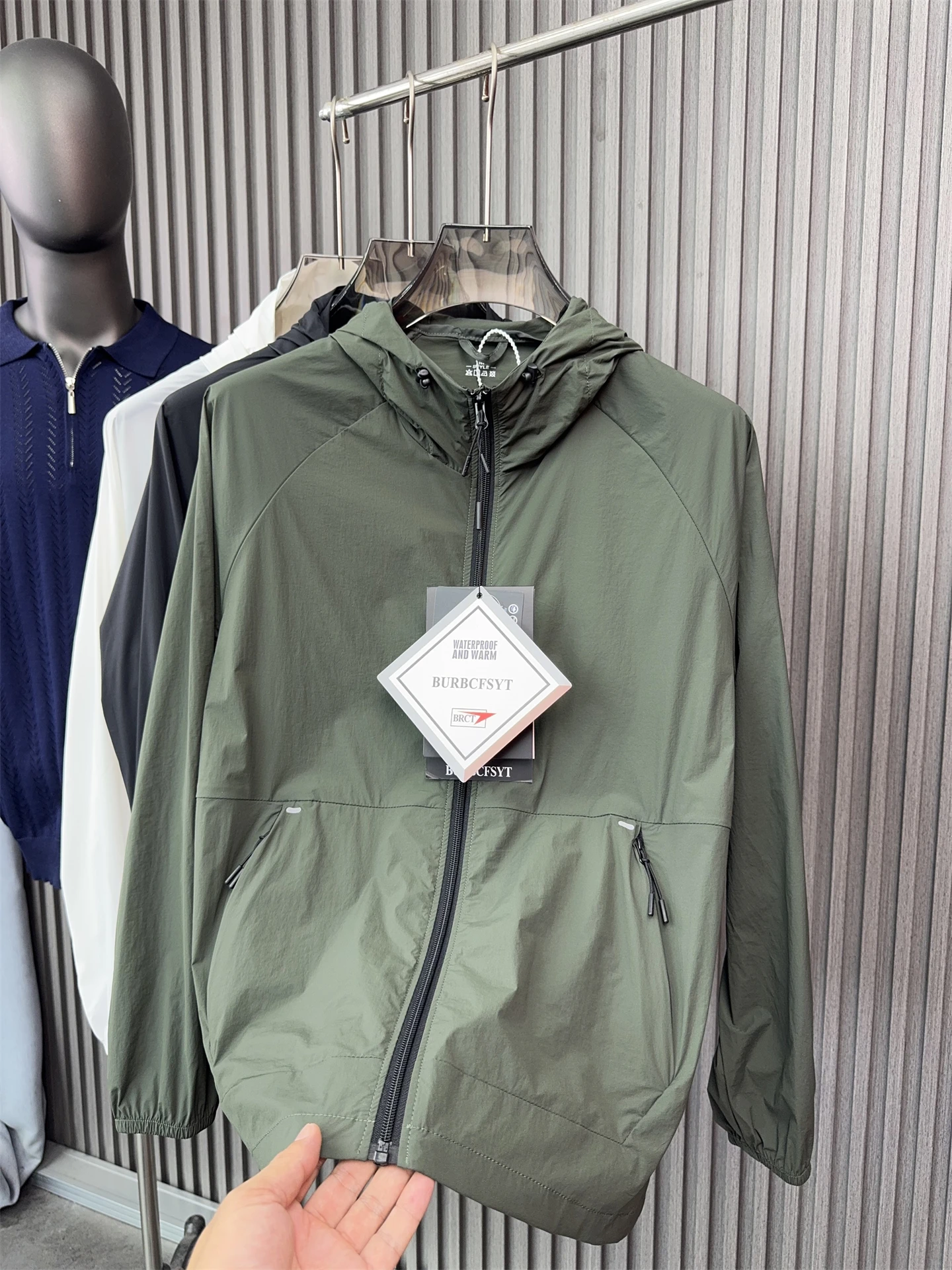 

Svip UPF50 Cool Sensation солнцезащитная одежда мужская летняя уличная легкая дышащая повседневная одежда с капюшоном для кожи irt