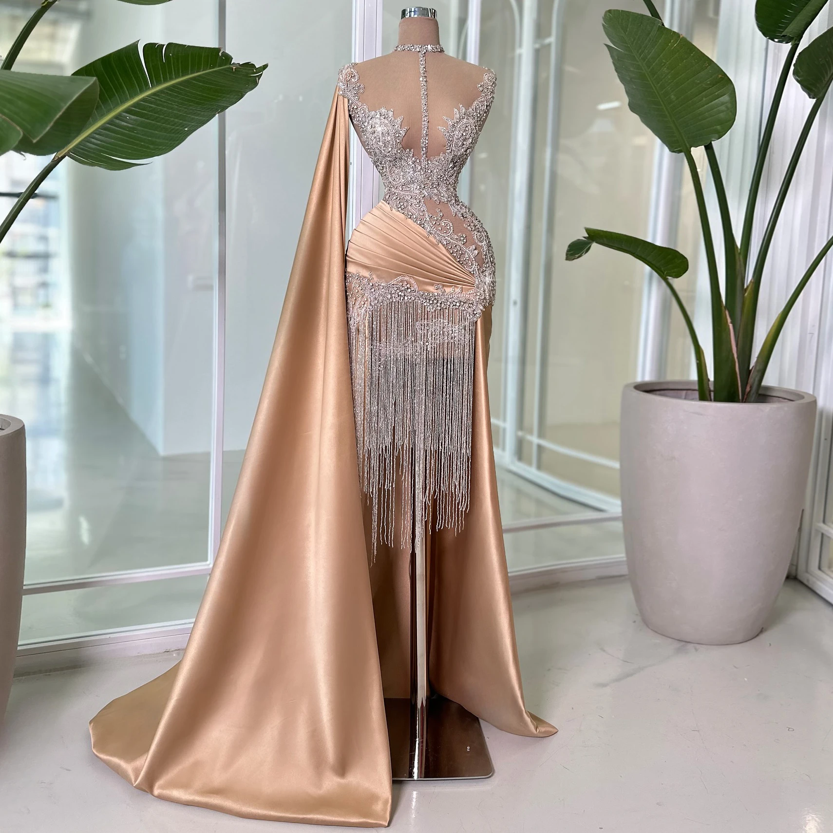 New High Neck Mermaid Evening Dresses Fashion with Diamonds Rhinestone Customized Dresses Tassel Dresses for Special Occasions