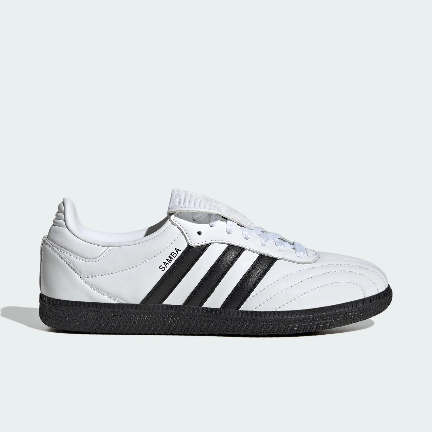 

Adidas genuine clover men's and women's fashionable, simple and lightweight training board shoes JI2706