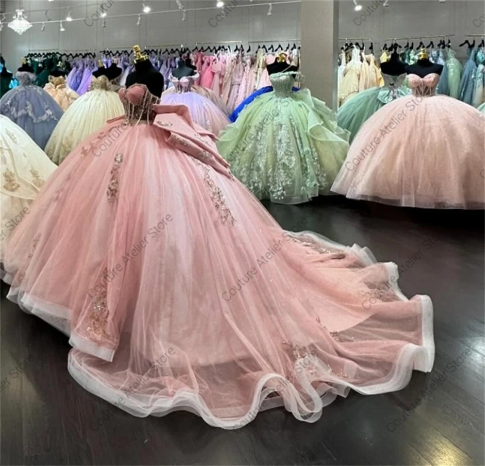 Exquisite Pink Sweet 16 Quinceanera Dresses Rhinestones Corset Applique Ball Gown With Bow vestidos xv años nuevos Customized