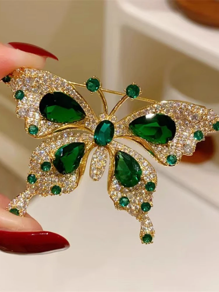 Bros Kupu-kupu Zirkon Bertatahkan Jas Wanita Pin Pakaian Tetap Korsase