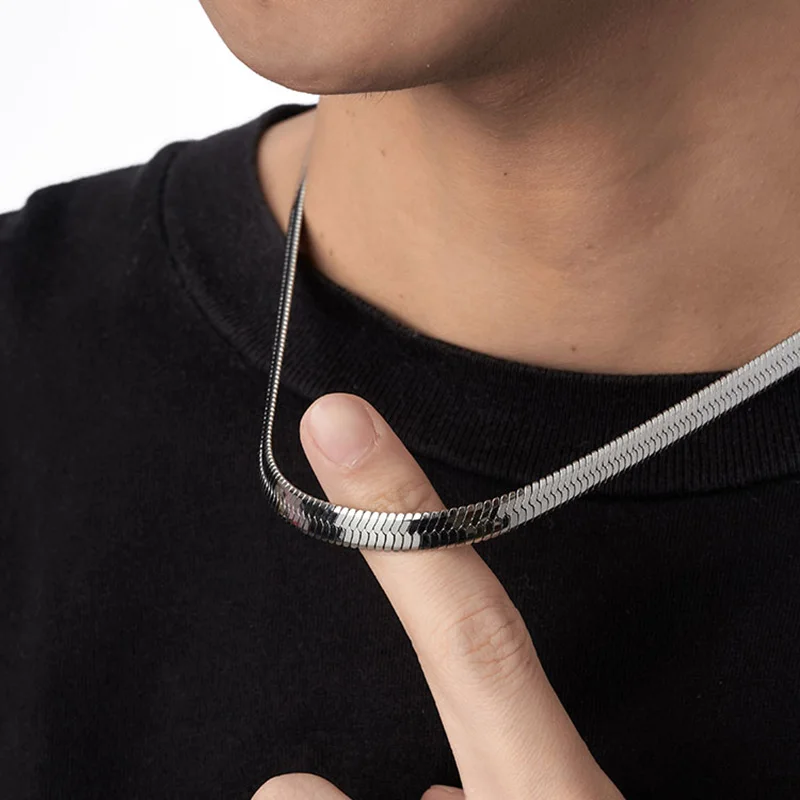 Męskie naszyjniki Homme łańcuszek z ostrzem dla mężczyzn Punk Choker ze stali nierdzewnej łańcuszki na szyję akcesoria minimalistyczna biżuteria hurtowa — zdjęcie 5