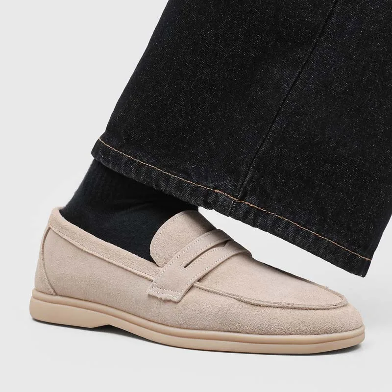 Light Luxury Retro Men Minimalist Frosted Loafers with A High-end Feel Exquisite Anti Slip Breathable Comfortable Commuting