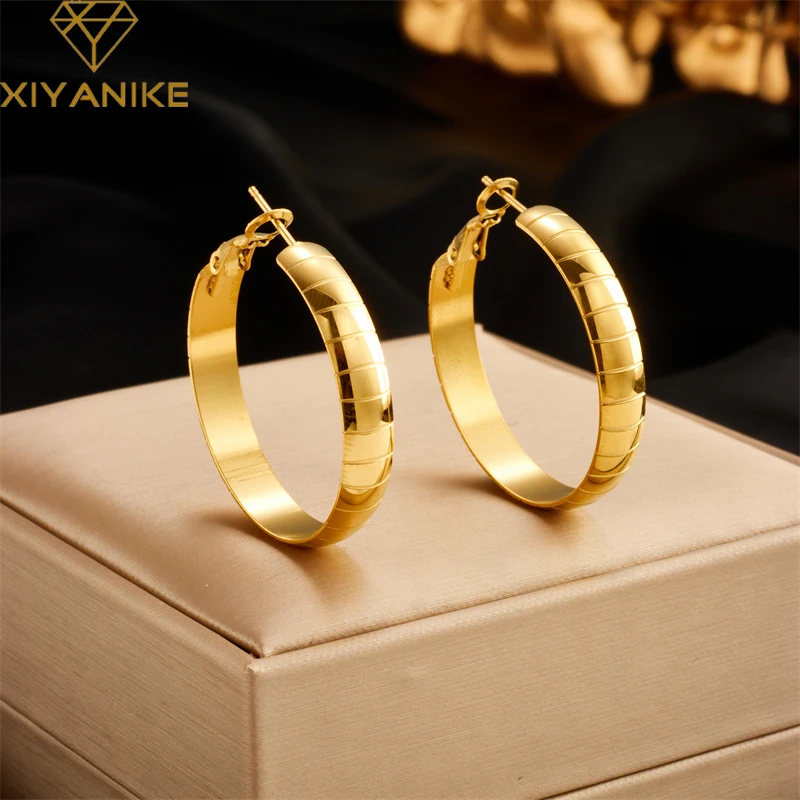 XIYANIKE 316L Stainless Steel Golden Smooth Hoop Earrings Chic Accessories for Women New Arrival Temperament Jewelry Gift Серьги