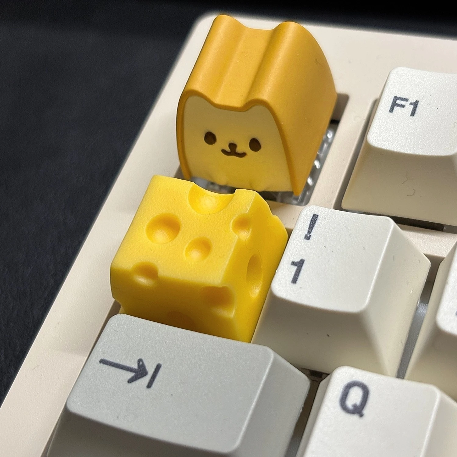 لوبو الأصلي الخبز الكلب Kawaii كيكابس الراتنج الميكانيكية لوحة المفاتيح الملحقات Keycap واحد ESC استبدال لوحة المفاتيح ديكور OEM R4 #1