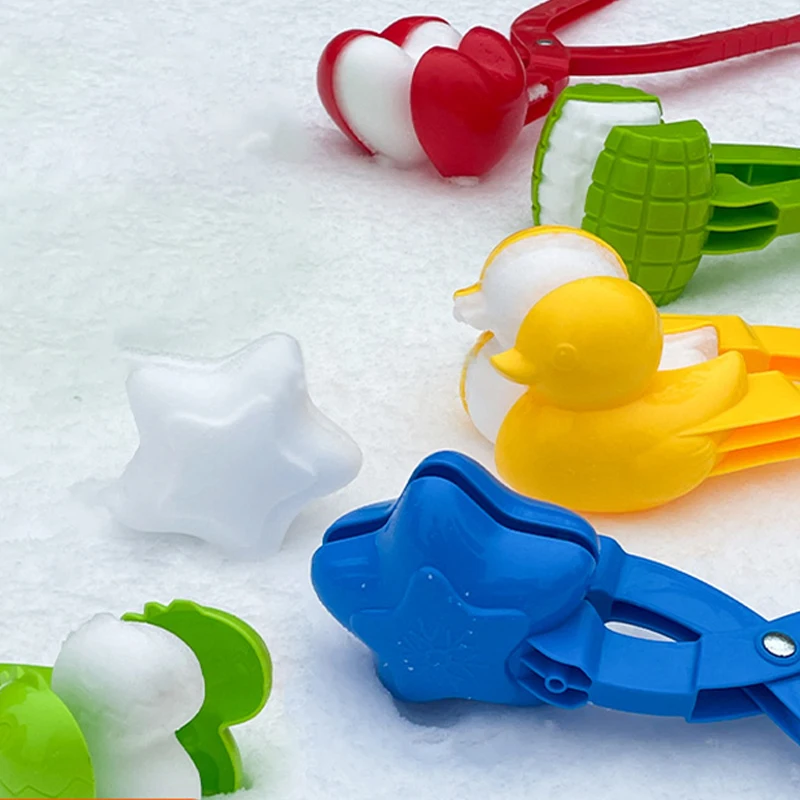 1PC Nette Tier Geformt Schneeball Maker Clip Kinder Kunststoff Winter Schnee Sand Form Werkzeug Für Schneeball Kampf Outdoor Sport spielzeug