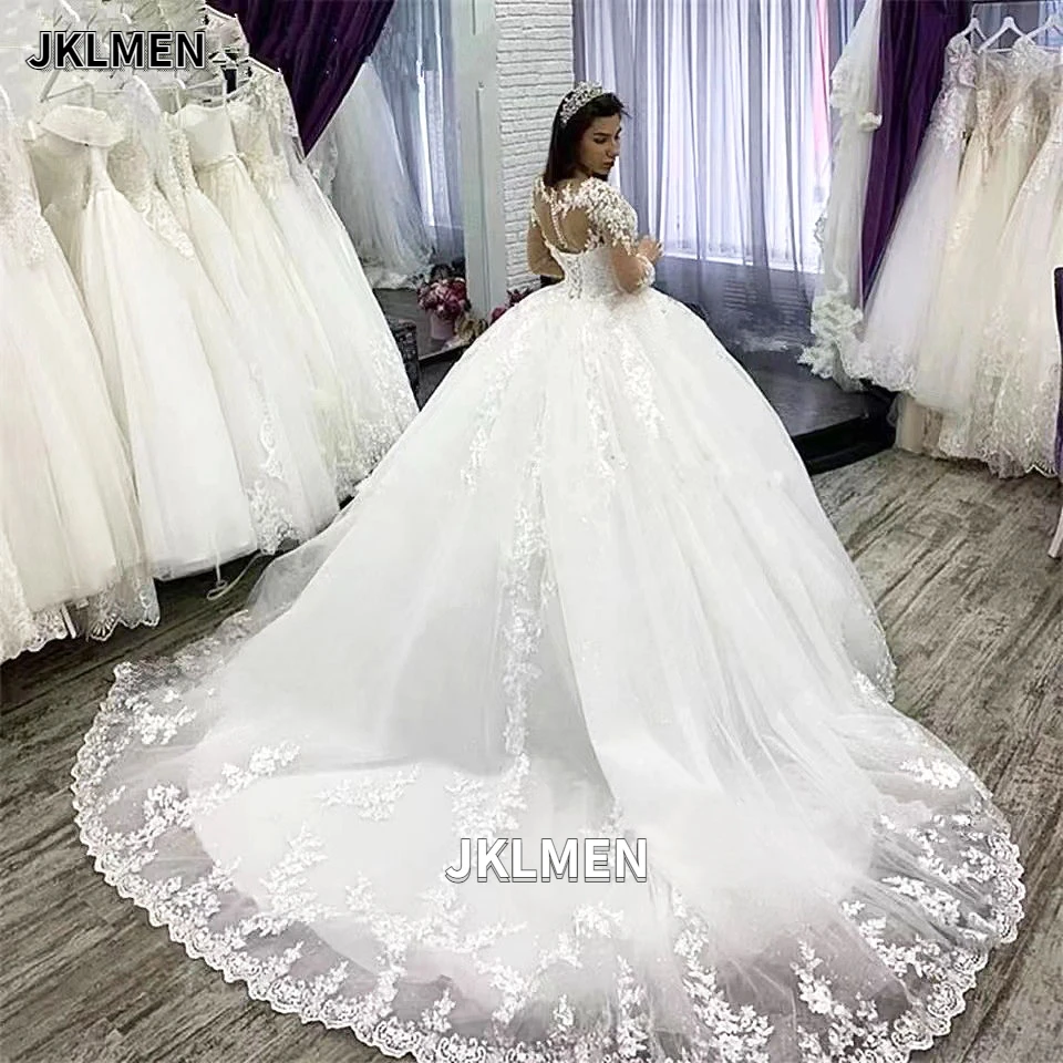 Illusion Round Neck Long Sleeves High Waist Wedding Dresses Vintage Lace Corset Back Court Train Bridal Ball Gown