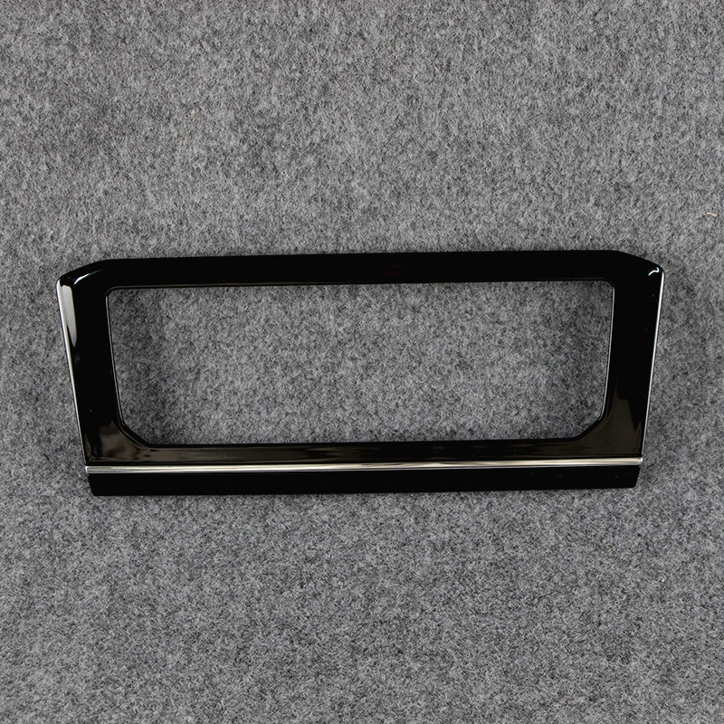 Car Automatic Air Conditioner Frame For Volkswagen Tiguan MK2 LCD Touch Air Conditioning Decorative Frame