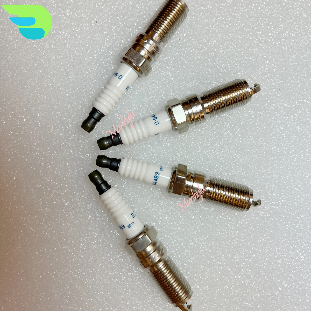 4pcs DOUBLE IRIDIUM Spark Plug D-94489 FOR ILTR6M9G 94489 Everest Fiesta taurus Mondeo EDGE Escape Explorer Mustang ecosport