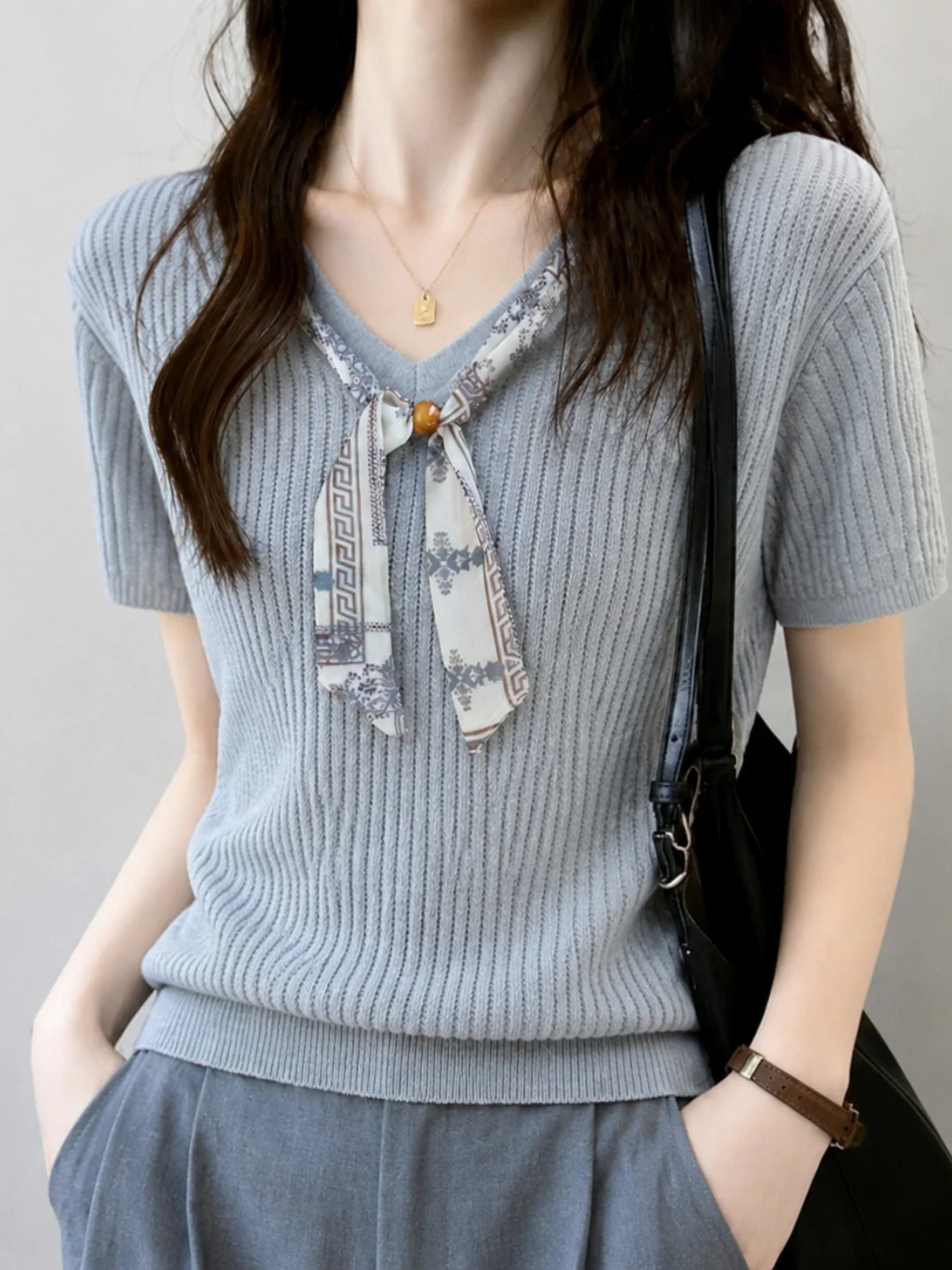 

Elegant V-Neck Ice Silk Knitted Top Soft Chic Summer Versatile Shirt Floral Cardigan Women's Regular Fit Cashmere Sweater
