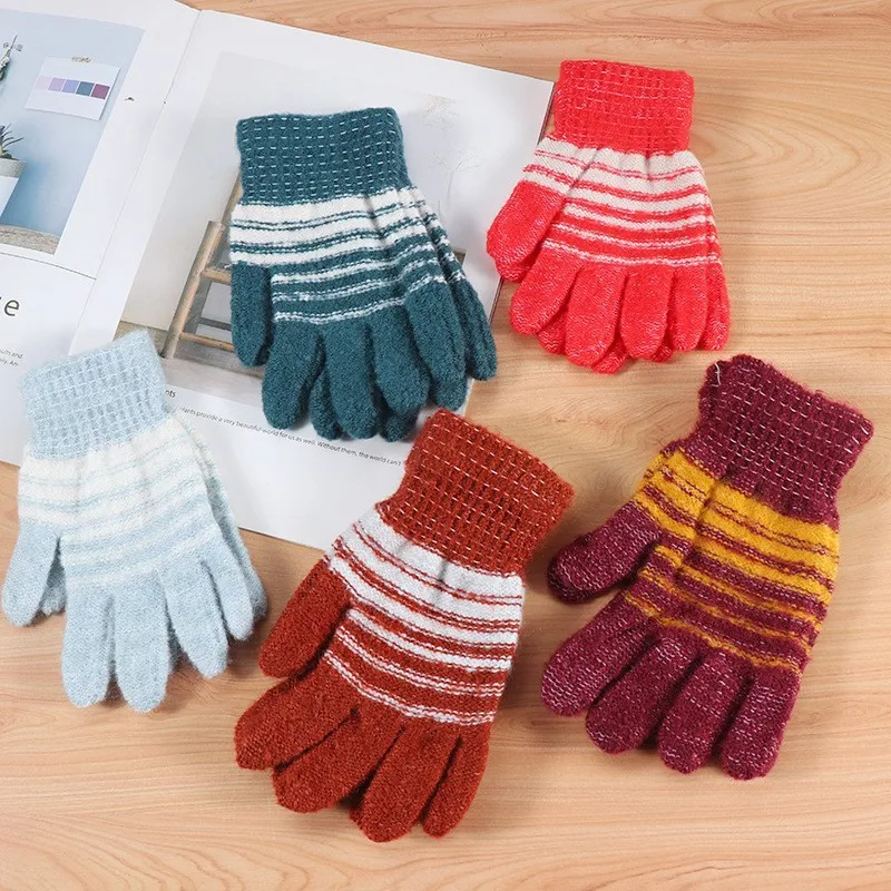 Women Adult Mohair Knitted Gloves Winter Thick Keep Warm Full Finger Mittens Wrist Gloves Random Color Wholesale
