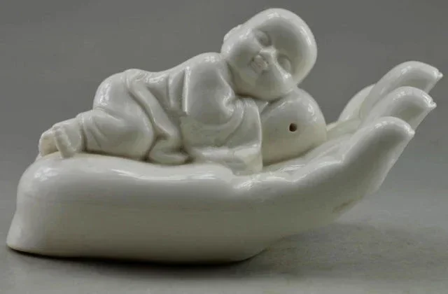 5.9 inch / Dehua white porcelain of China Buddhism sleep boy bergamot sculpture