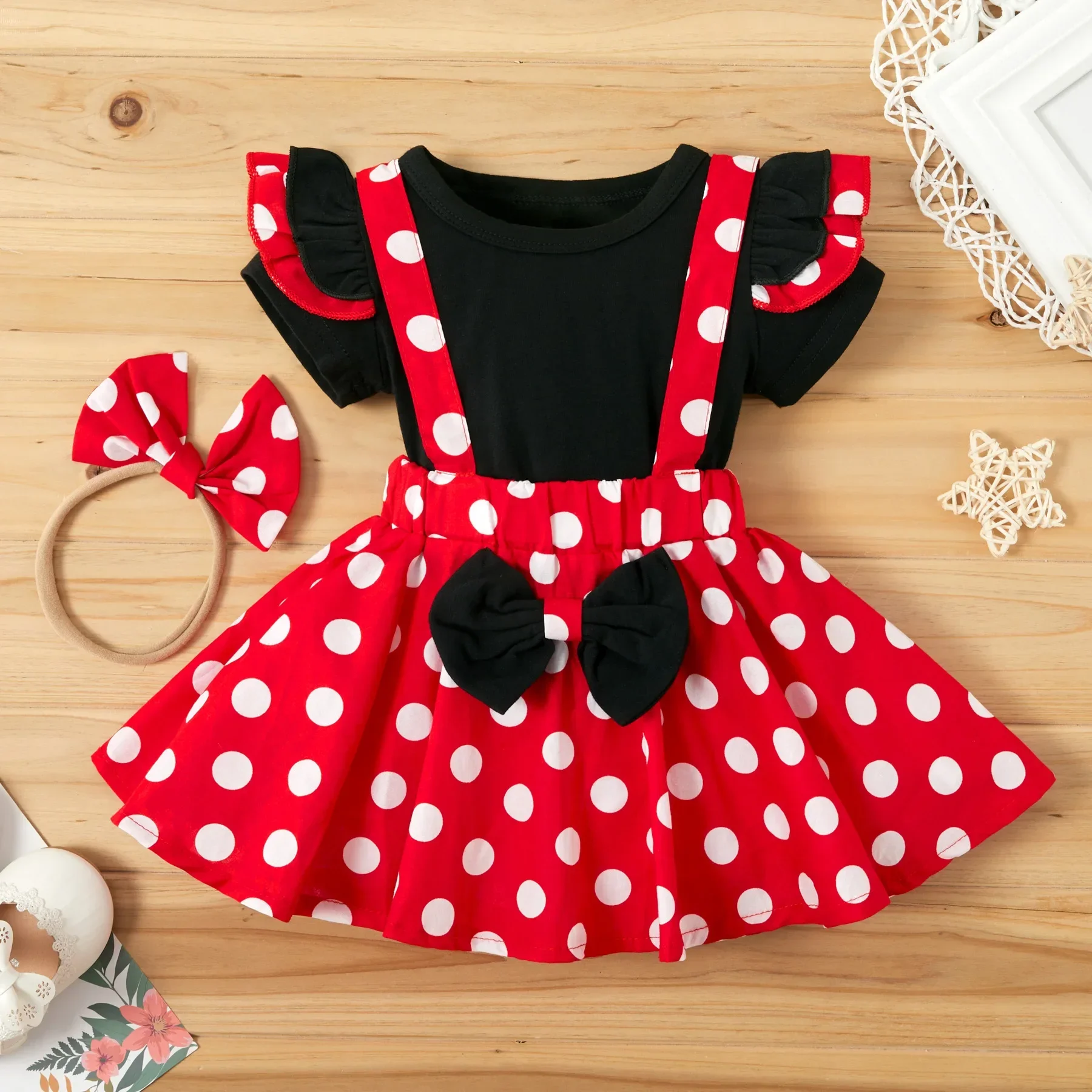 PatPat 3pcs Baby Girl Cotton Ruffle Short-sleeve Top and Bow Front Polka Dot Suspender Skirt & Headband Set Basic Style