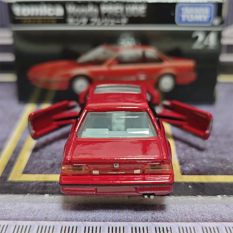 TAKARA TOMY TOMICA Premium No.24 Honda Prelude Diecast Alloy Car Model Desktop Ornament Hobby Display Collectible Gift
