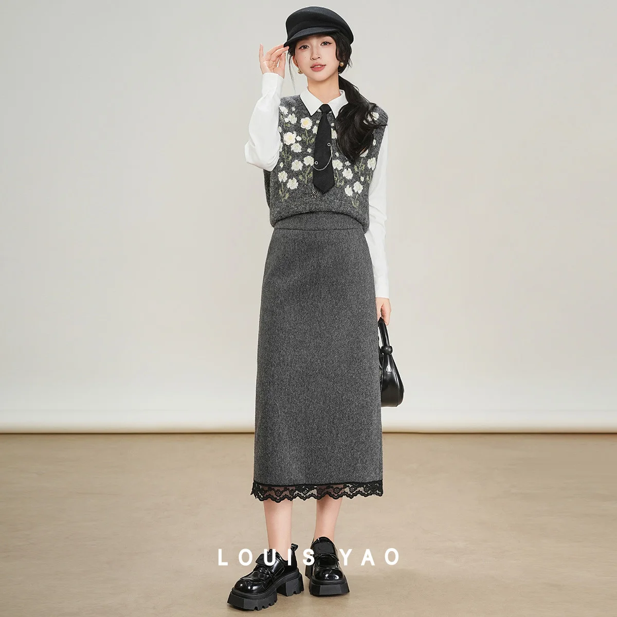 LOUIS YAO Color Block Lace-Trimmed Midi Skirt 2025 Autumn/Winter Long Skirt Sweet High Waist Back Center Back Slit Women's Skirt