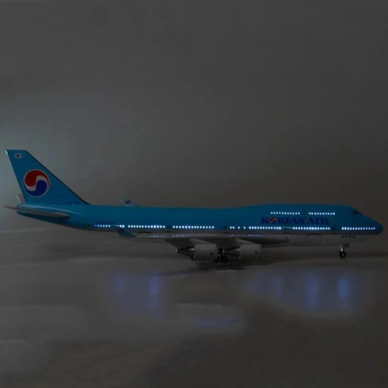 1:150 Scale 747 Korean Air Airplane Model Civil Airliner Aircraft Miniature Plane With Wheel for Collection of Presents