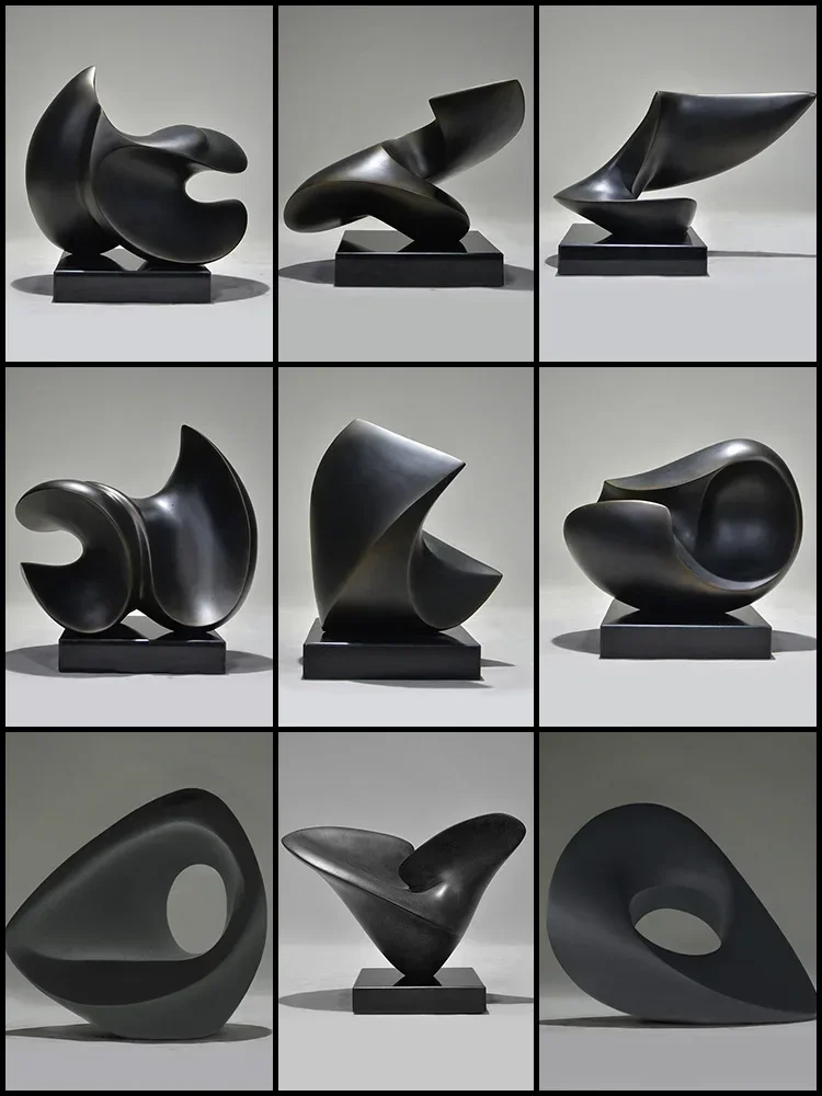 Abstract sculpture works of art. Hotel villa model room simple modern home accessories.