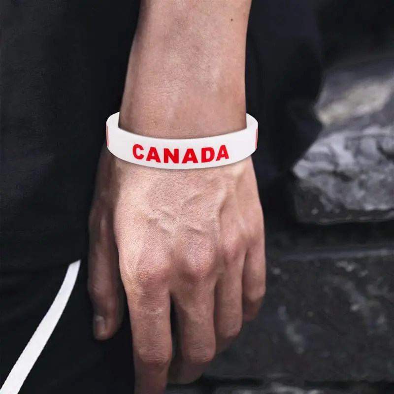 2pcs Canada Flag Silicone Bracelets Sport Game Wristbands Canadian Wrist Strap for Men Women Rubber Band Fashion Accessories