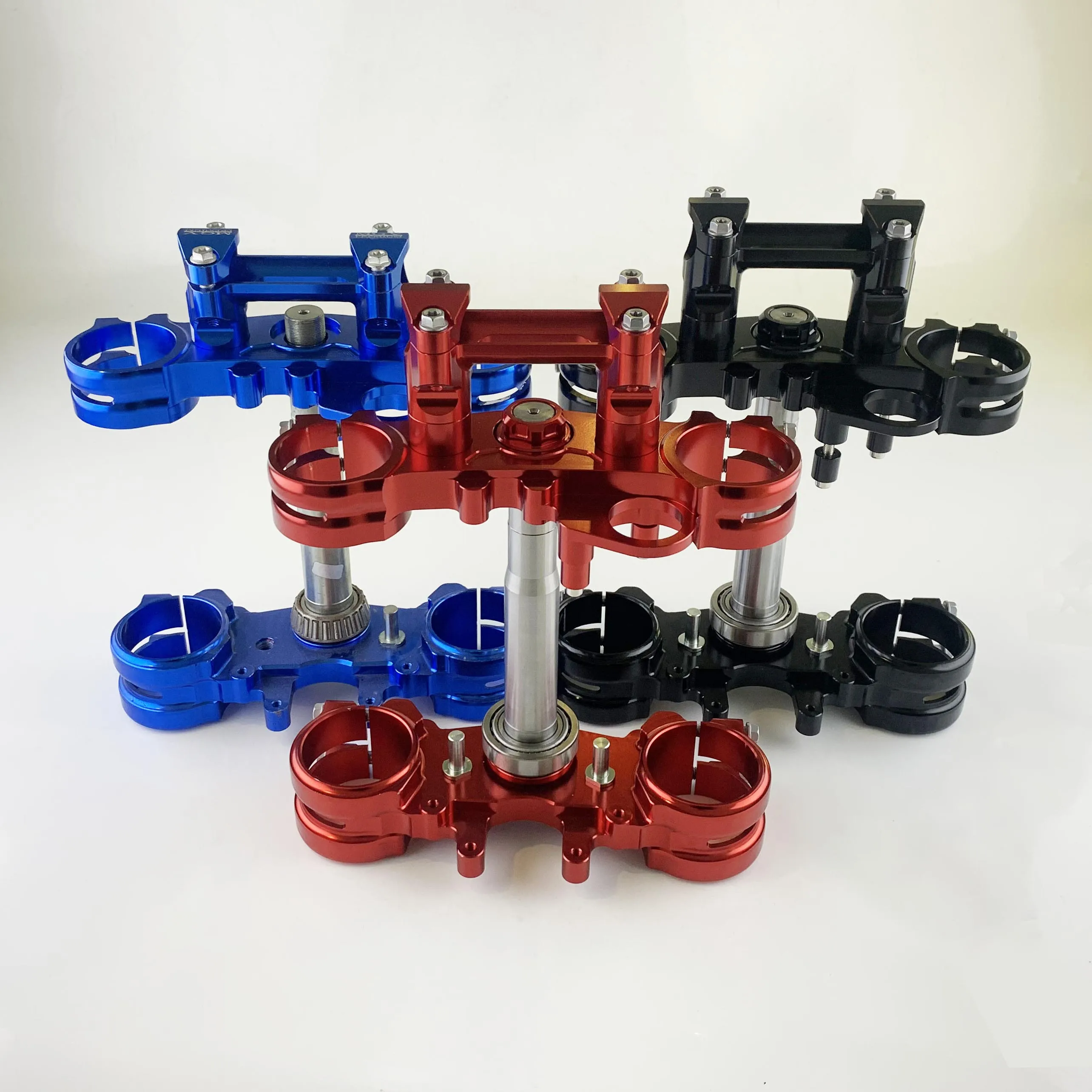 Motorcycle OEM CNC Aluminum Triple Tree Clamps Shock Absorber Inverted Connecting Plate Direction