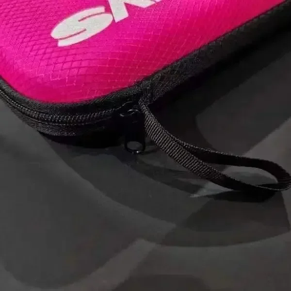 Hartschalen-Tischtennis-Aufbewahrungstasche SANWEI Hexagon Sportspecific Schläger Kürbisförmige Schutzhülle Quadratische Schlägerabdeckung – Detail 20